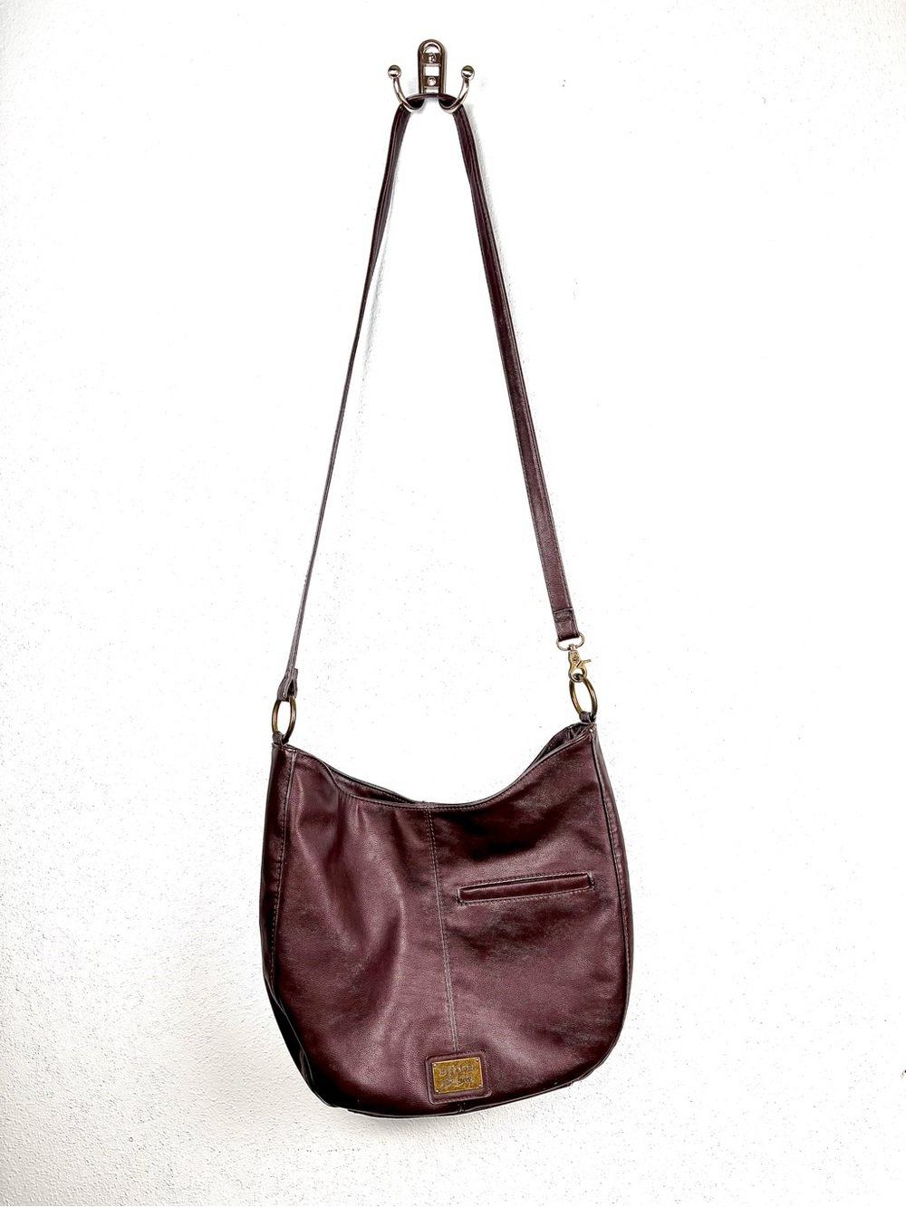 Frye & Co Brown Faux Leather Hobo Purse Cross Body Bag Gold Tone Fittings
